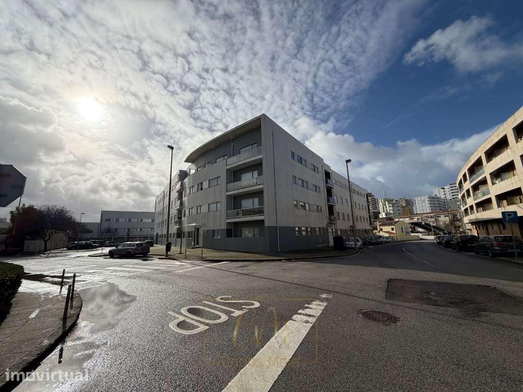 T4 no último piso em Montgeron - Póvoa de Varzim (2 apartamentos un... - Grande imagem: 2/31