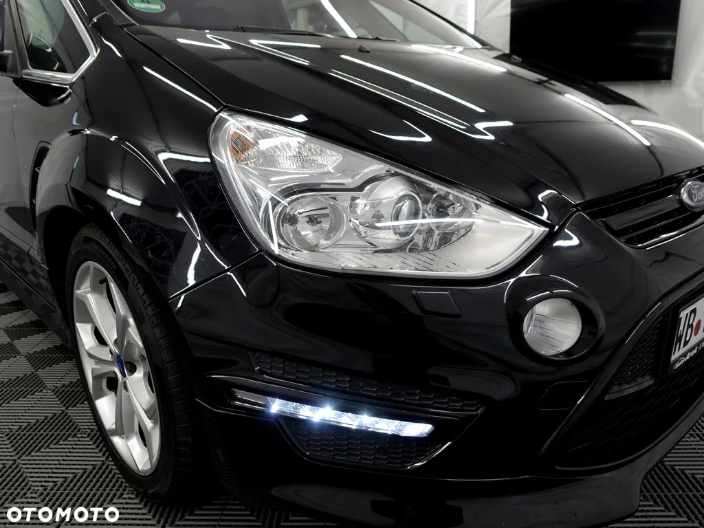 Ford S-Max - 24
