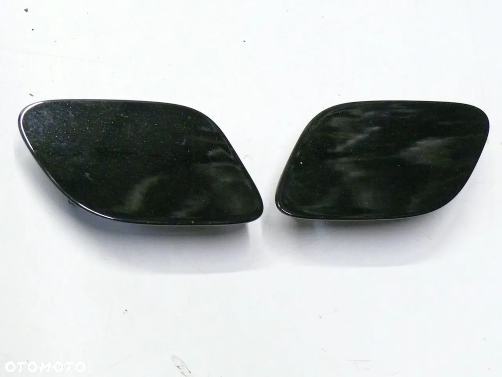 ZAŚLEPKA DYSZY SPRYSKIWACZA LEWA I PRAWA VOLVO XC40 LIFT - 1