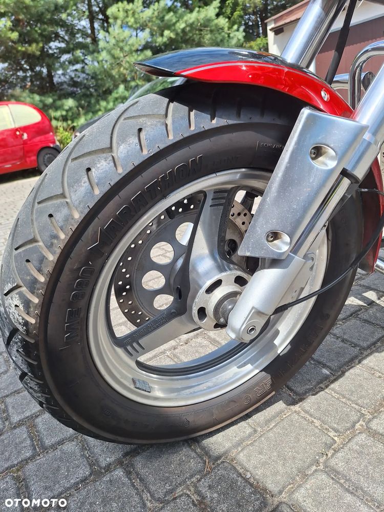 Suzuki Marauder - 12