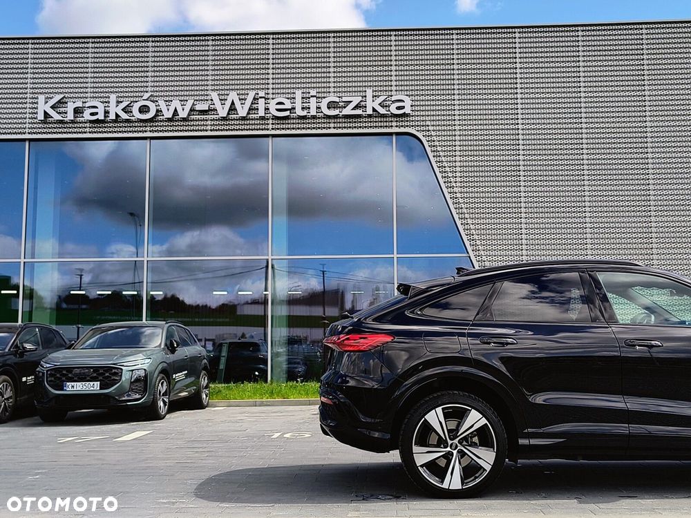 Audi Q5 Sportback - 10