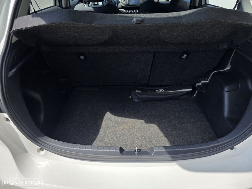 Toyota Yaris 1.0 VVT-i Comfort Plus - 5