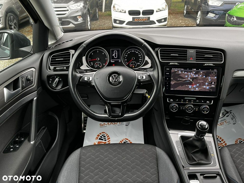 Volkswagen Golf - 19