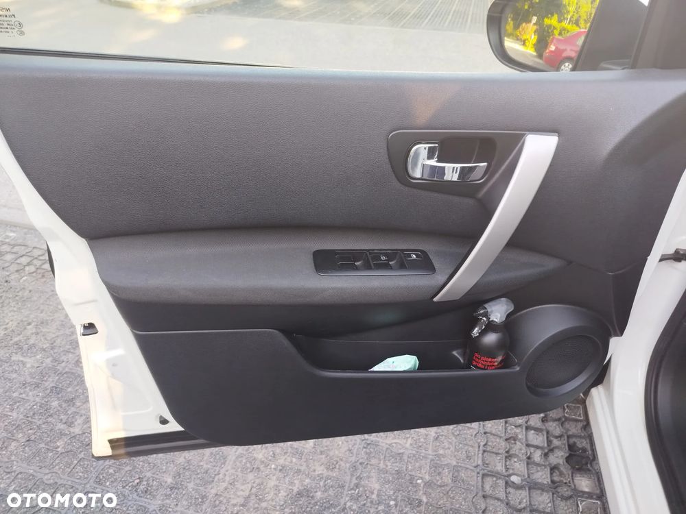Nissan Qashqai 2.0 dCi 4x4 I-Way - 32