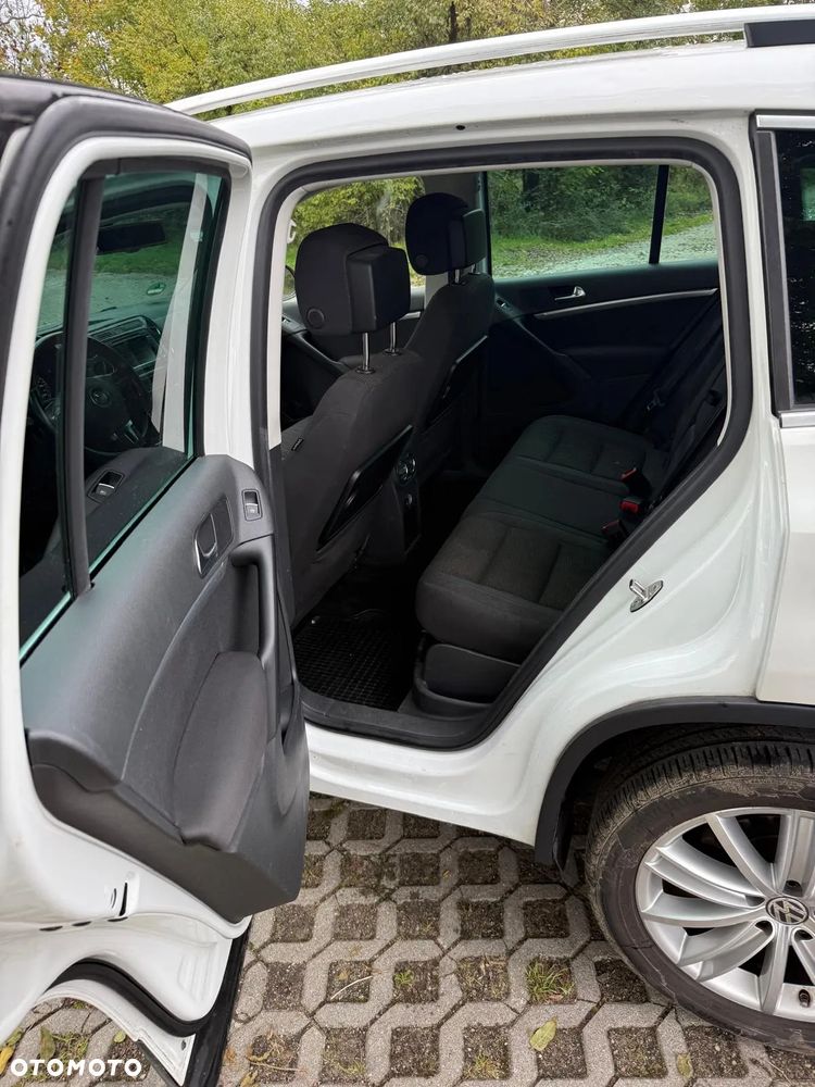 Volkswagen Tiguan - 11