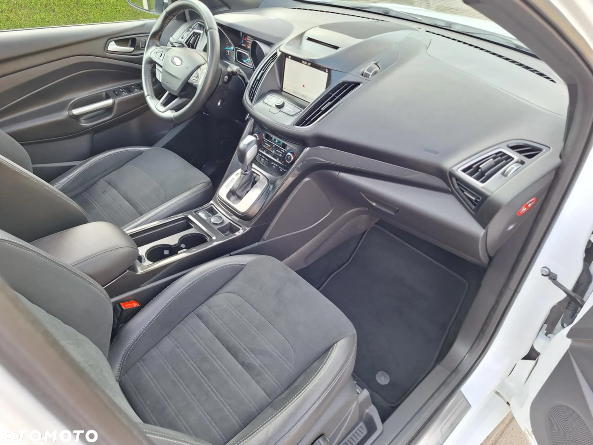 Ford Kuga 1.6 EcoBoost 4x4 Individual - 2