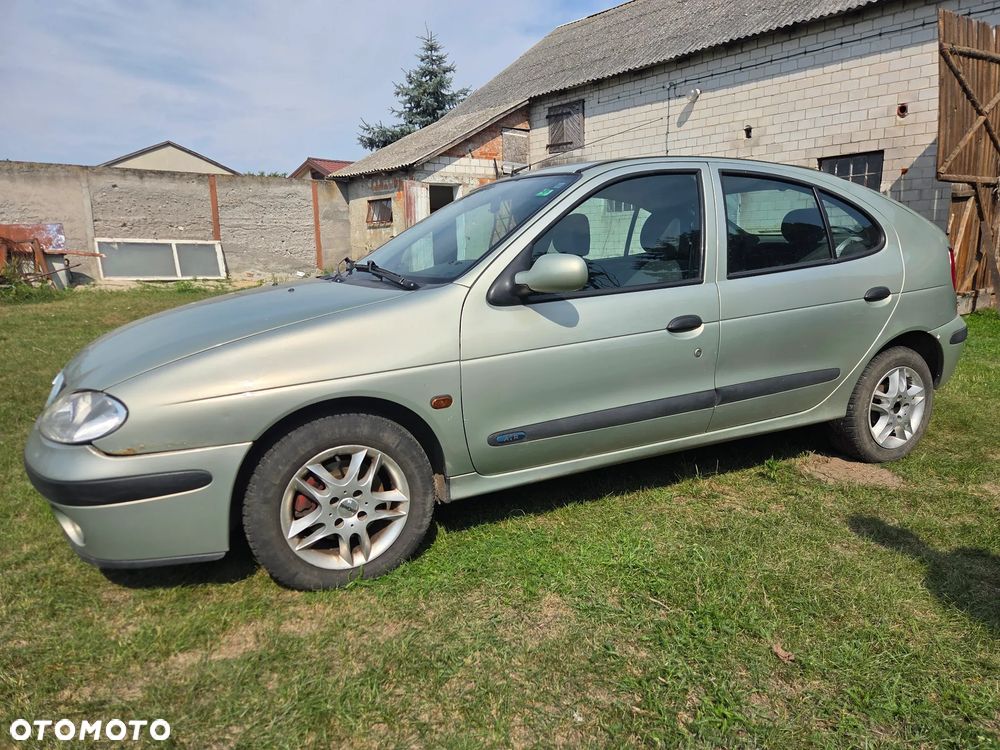 Renault Megane 1.4 16V Air - 1