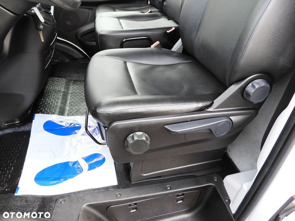 Iveco DAILY 35S14 FURGON CHŁODNIA  -10*C ZASILANIE 230V TEMPOMAT NAWIGACJA AUTOMAT HI-MATIC KLIMATYZACJA  140KM - 26