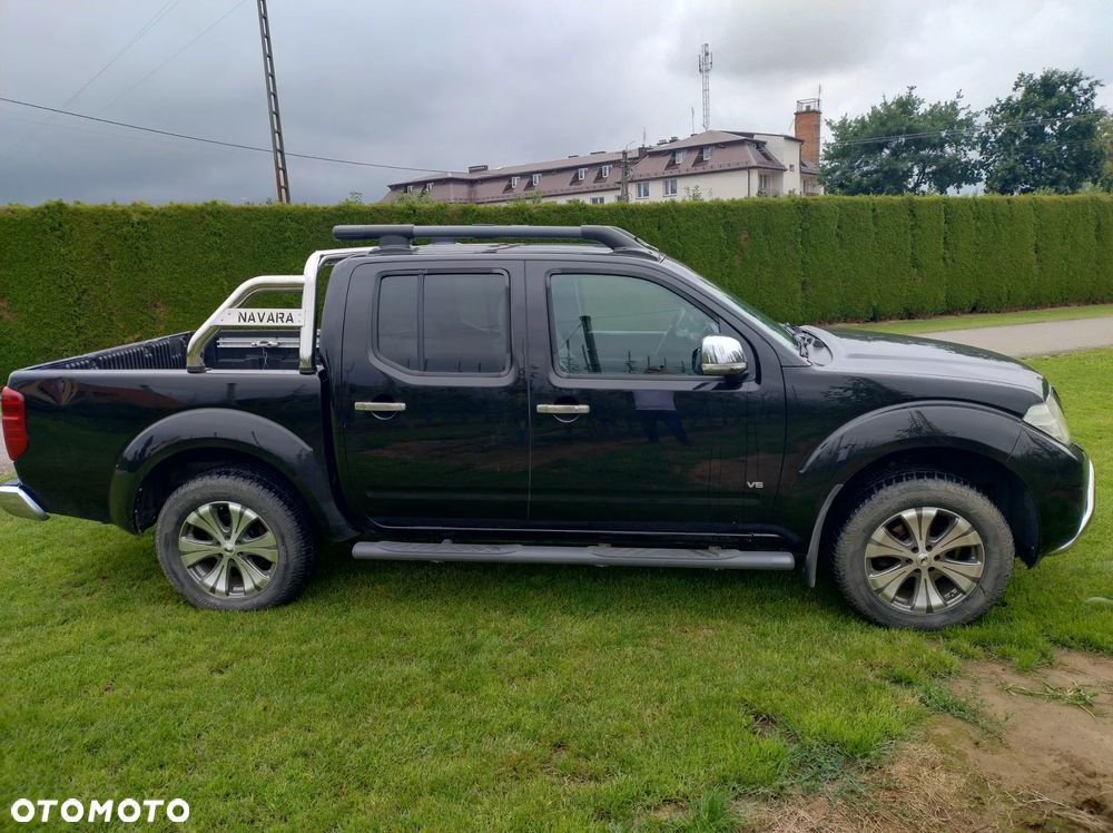 Nissan Navara 3.0 D V6 Platinum Long EU5 - 5
