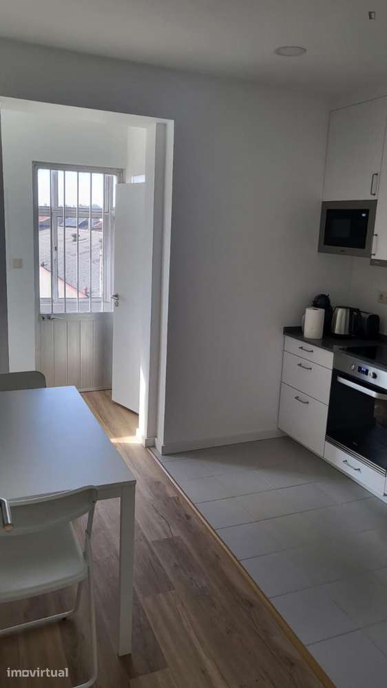 Quarto - localizado em Águas Santas Porto - Grande imagem: 4/10