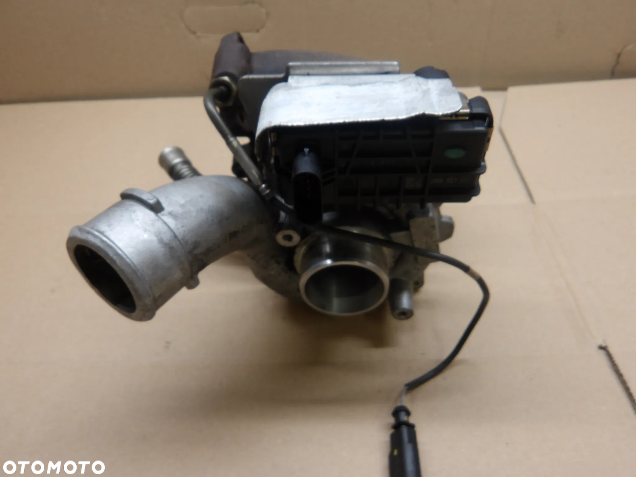 AUDI A4 B8 KOMBI 08-12 3.0TDI TURBINA TURBOSPRĘŻARKA GTB2260VK - 2