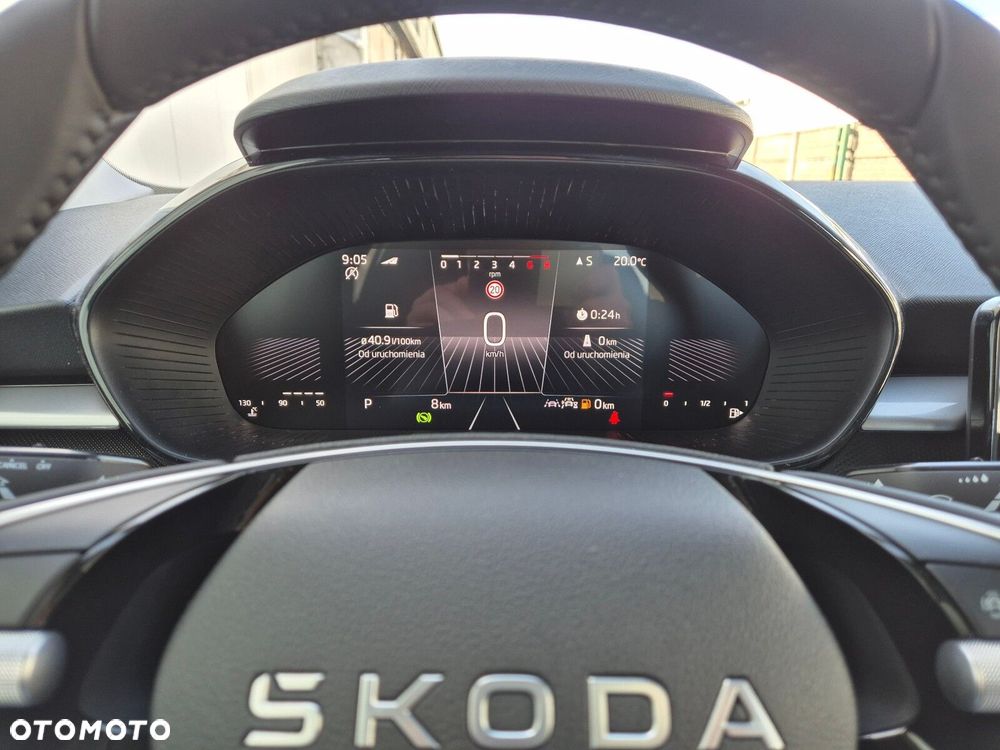 Skoda Fabia 1.0 TSI Drive DSG - 24
