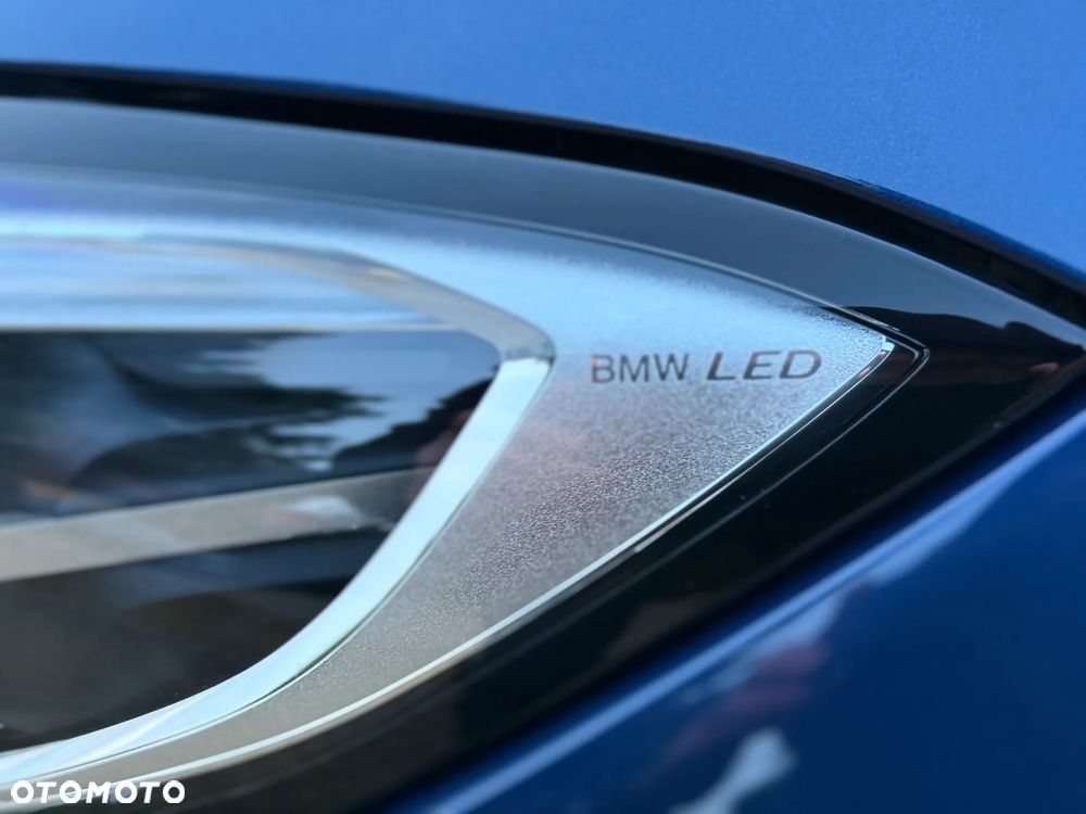 BMW Seria 3 320d xDrive Luxury Line sport - 40