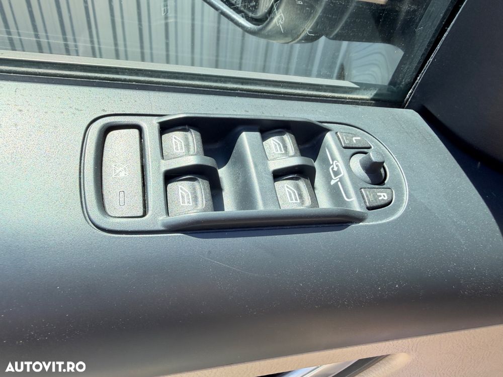 Land Rover Freelander - 13