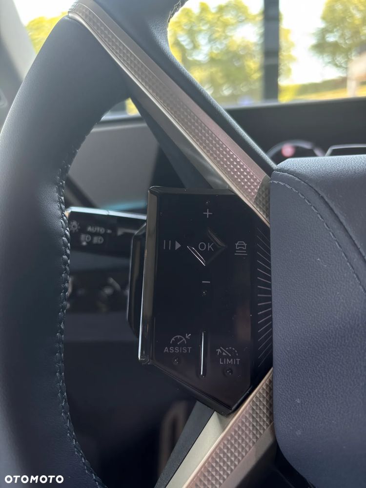 DS Automobiles N°8 73kWh Étoile - 26