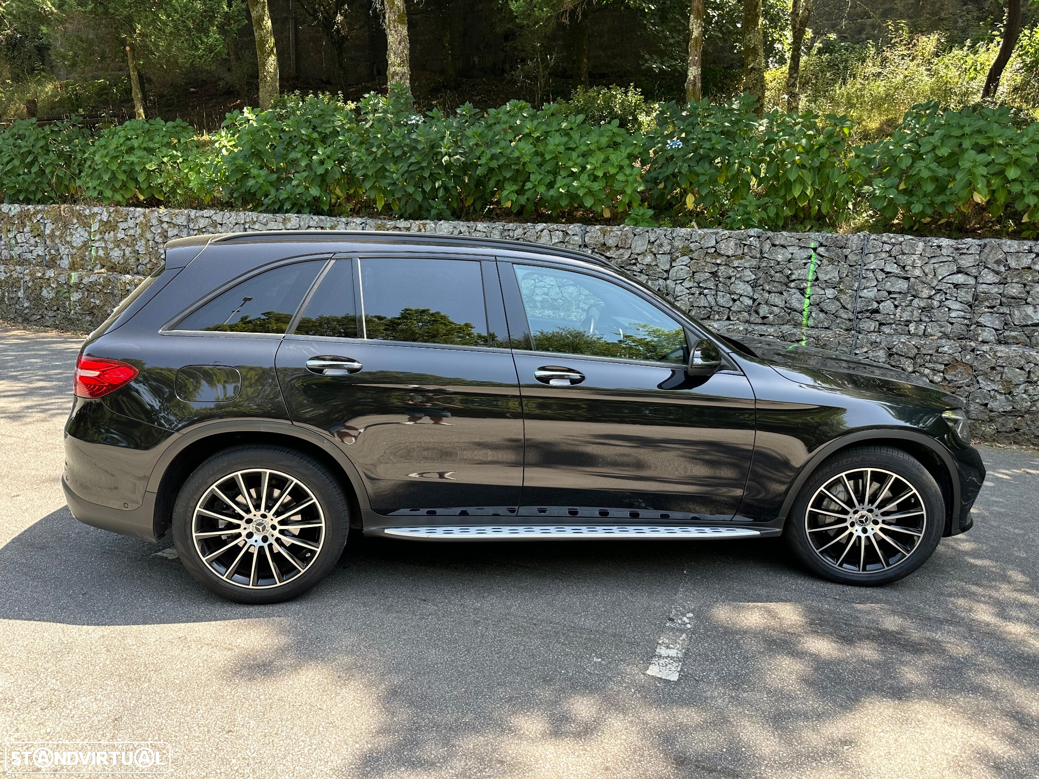 Mercedes-Benz GLC 350 d 4Matic 9G-TRONIC AMG Line - 12