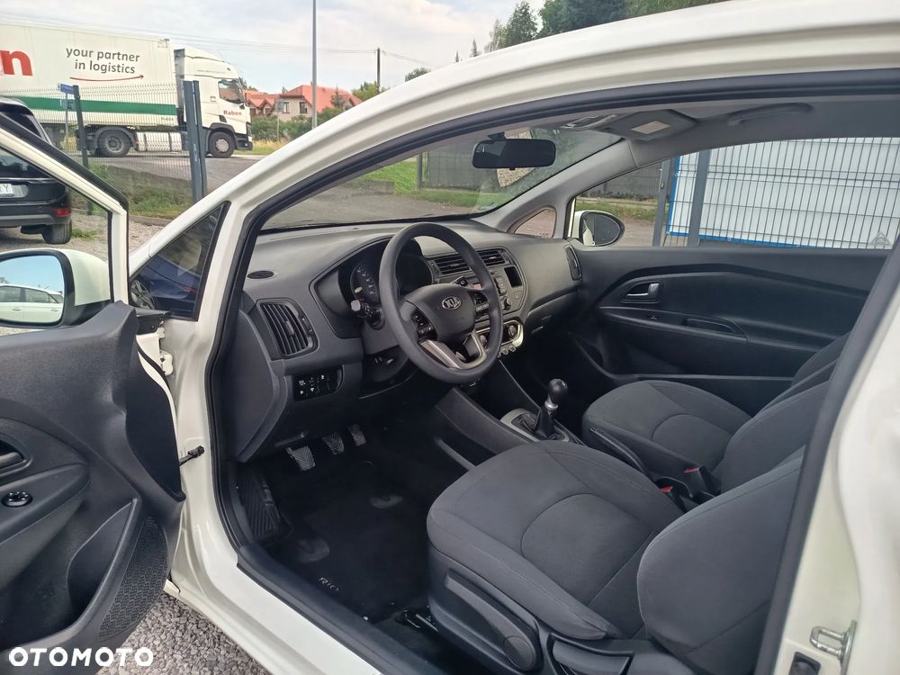 Kia Rio 1.2 Spirit - 13