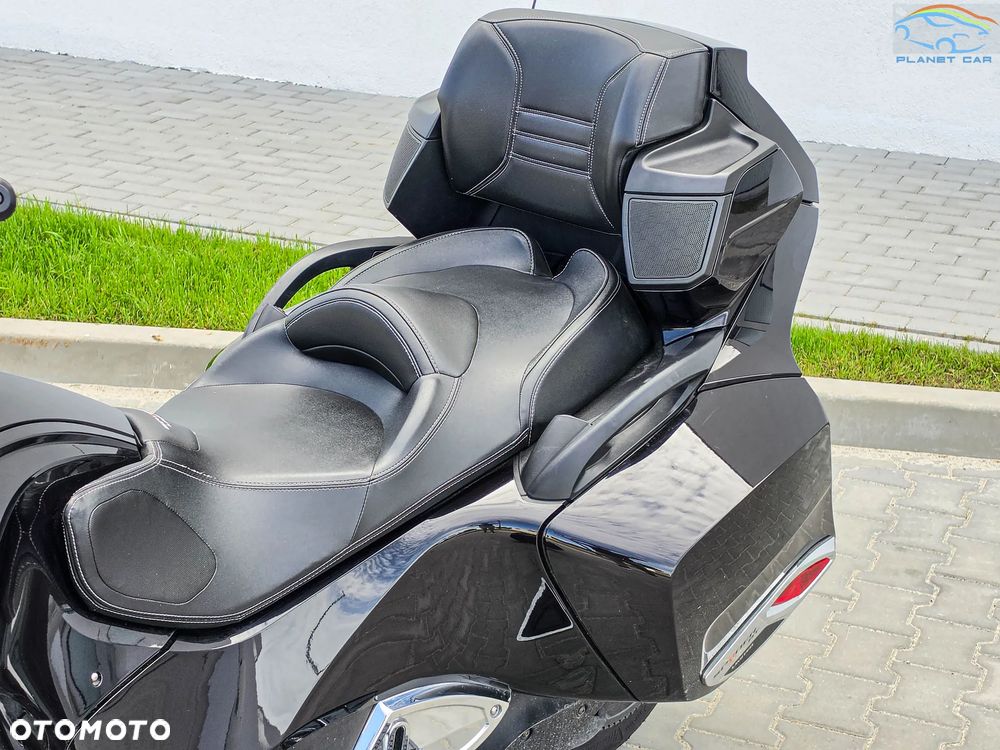 Can-Am Spyder - 9