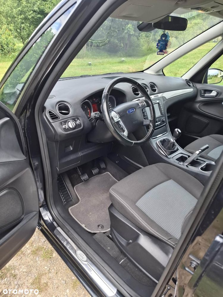 Ford Galaxy - 6