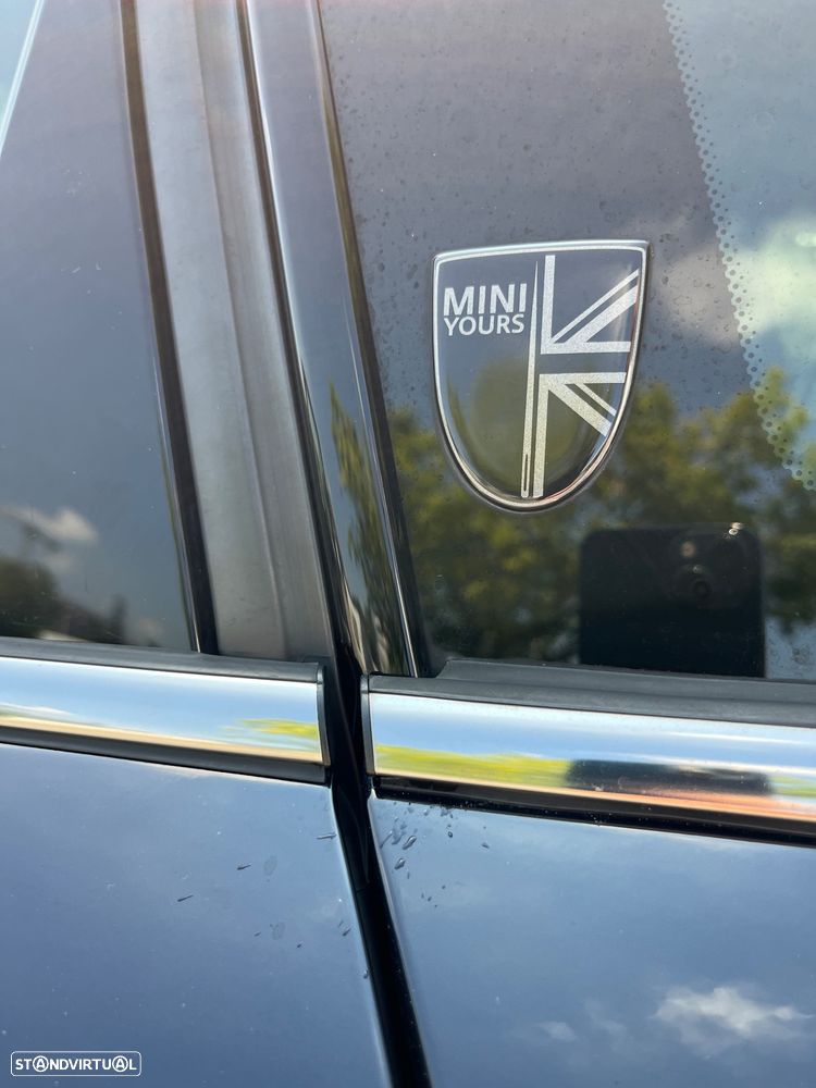 MINI Countryman Cooper D Premium Yours Auto - 19