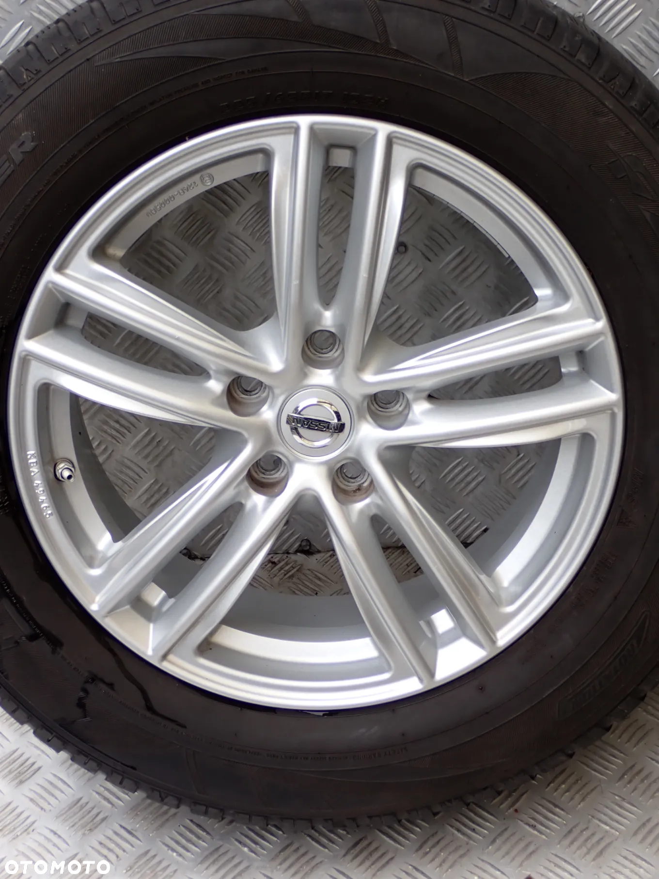 KOŁA FELGI ALUMINIOWE NISSAN 7JX17  ET 45  5X114,3  KBA 49465  Z OPONAMI ZIMA 225/65/17 2200 ZŁ - 4