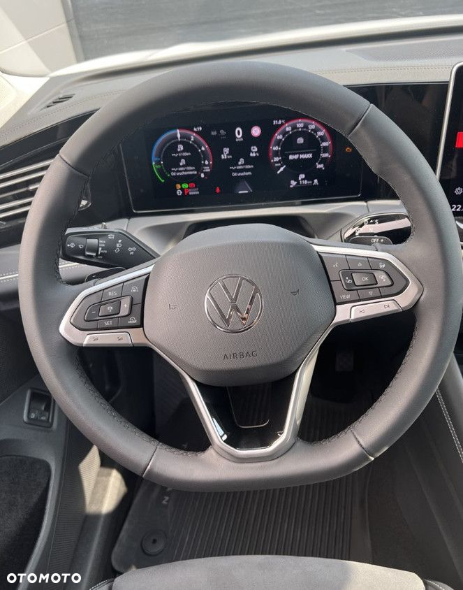 Volkswagen Tiguan 1.5 eHybrid PHEV Elegance DSG - 23