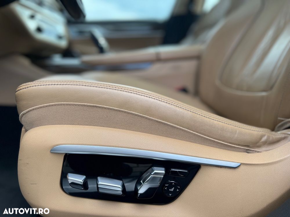 BMW Seria 7 730d xDrive - 14