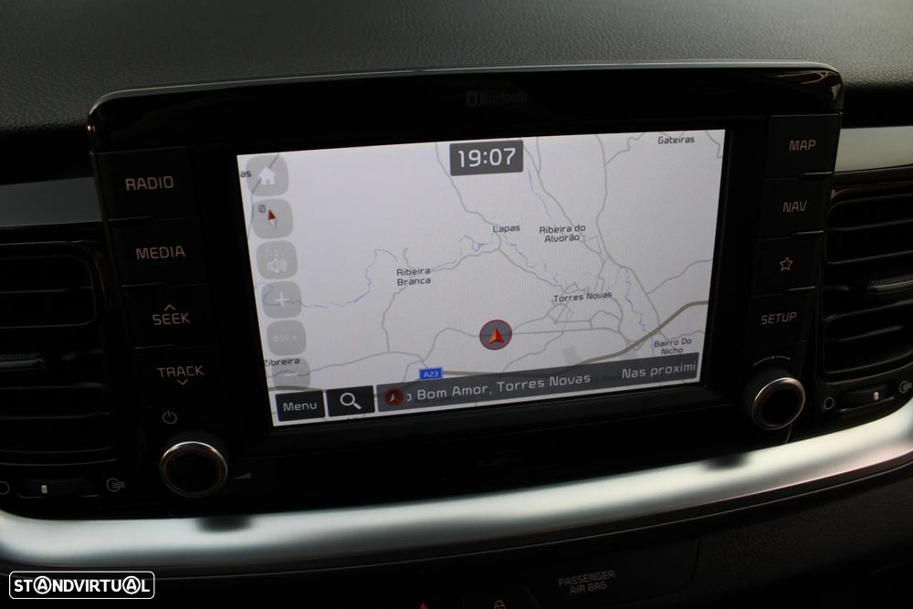 Kia Stonic 1.6 CRDi Easy - 27