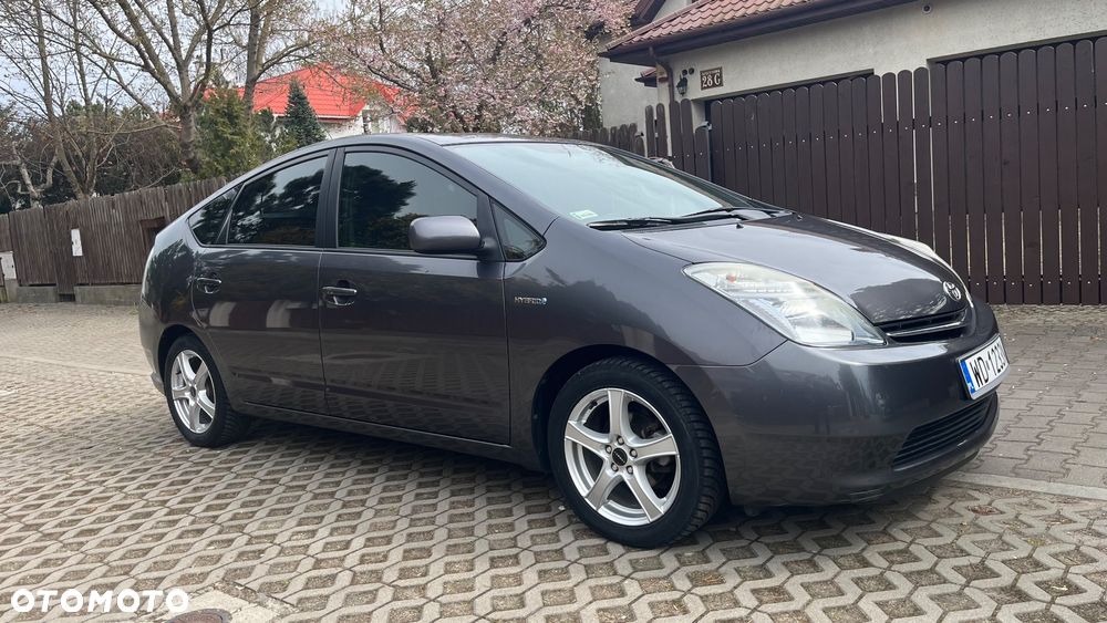 Toyota Prius 1.5 VVT-i Sol - 23