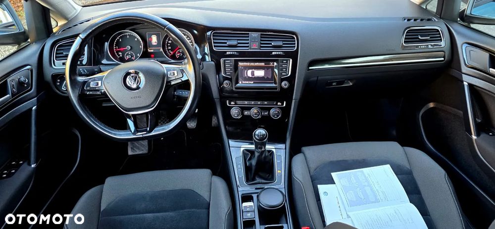 Volkswagen Golf Variant 1.6 TDI BlueMotion Technology Comfortline - 29