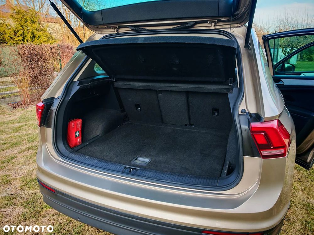 Volkswagen Tiguan - 16