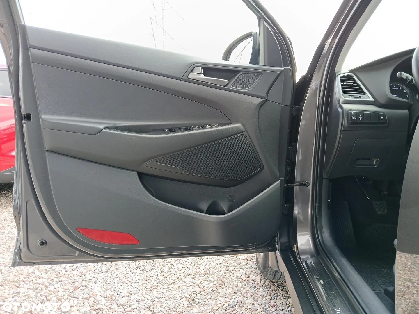 Hyundai Tucson 1.6 GDI BlueDrive Classic 2WD - 11