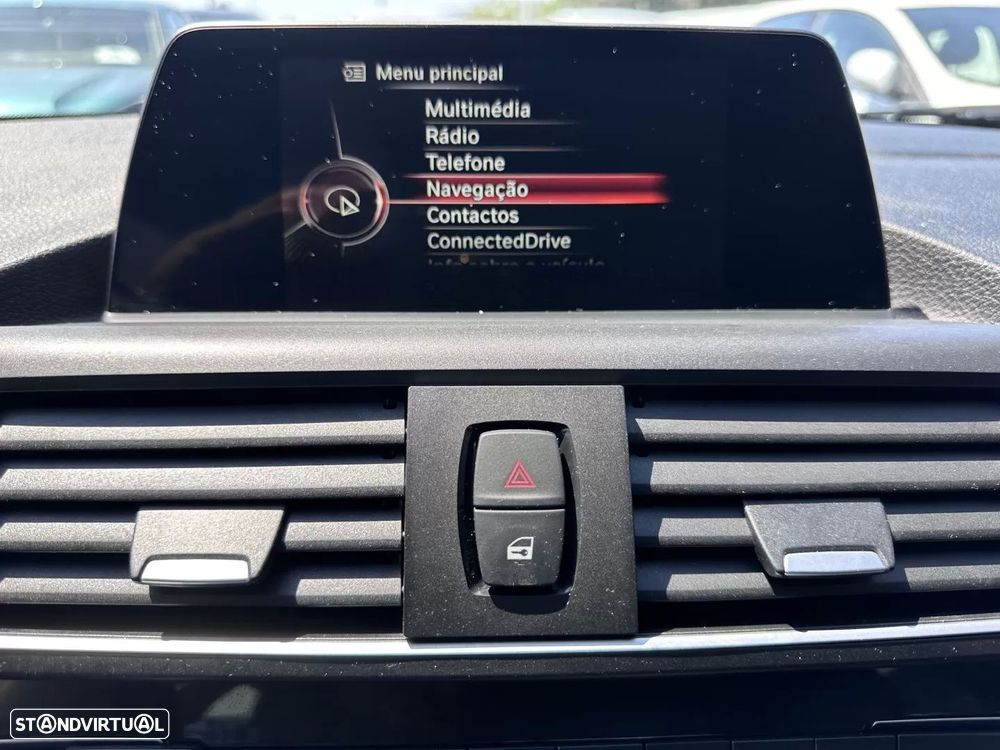 BMW 116 d Sport Line - 34