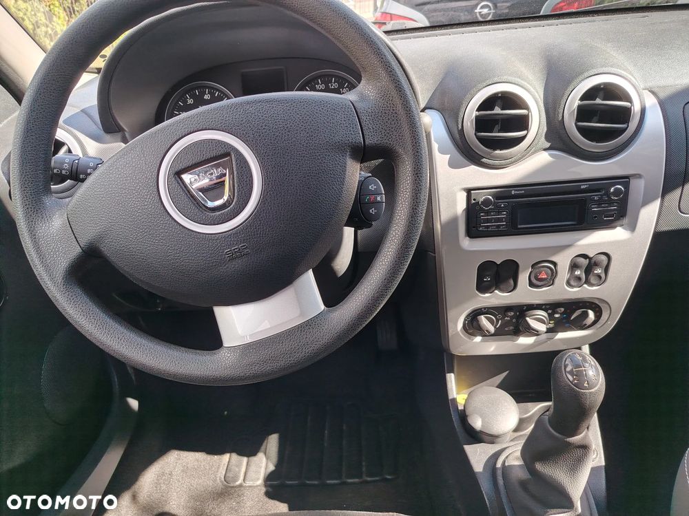 Dacia Sandero - 14