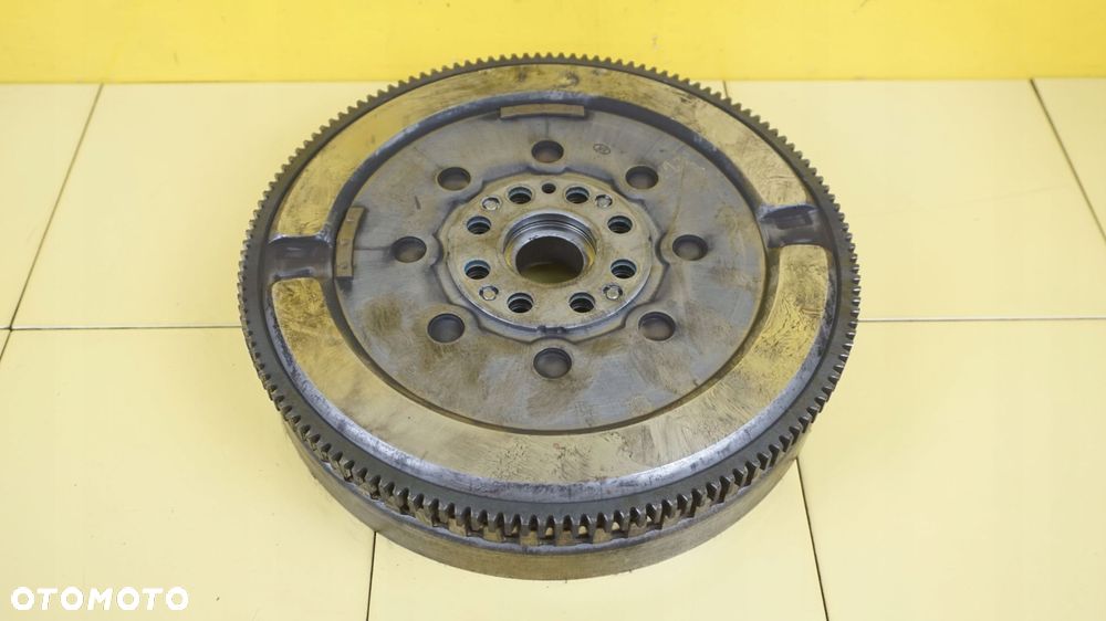 MEGANE III SCENIC 1.6 DCI 14r 130KM R9M402 kolo dwumasowe 123102067R - 2