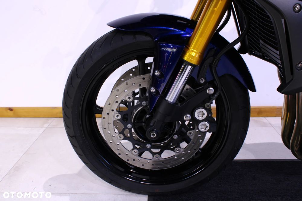 Yamaha FZ - 26