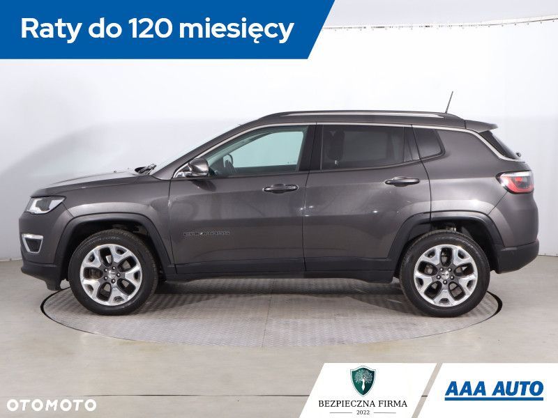 Jeep Compass - 4
