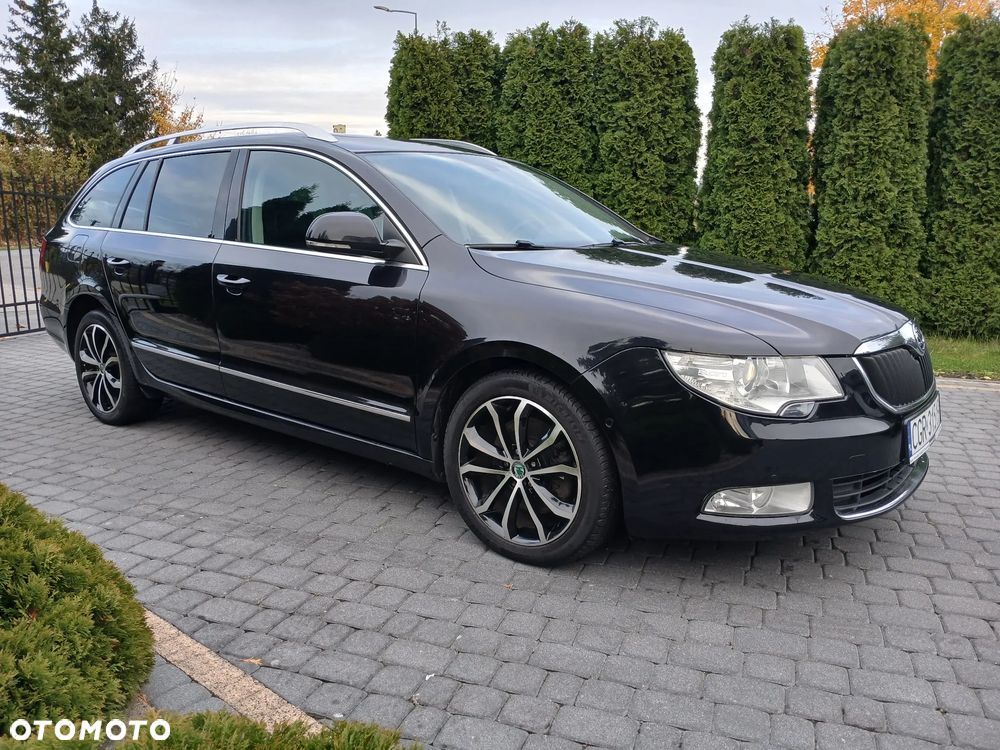 Skoda Superb 2.0 TDI Exclusive - 8