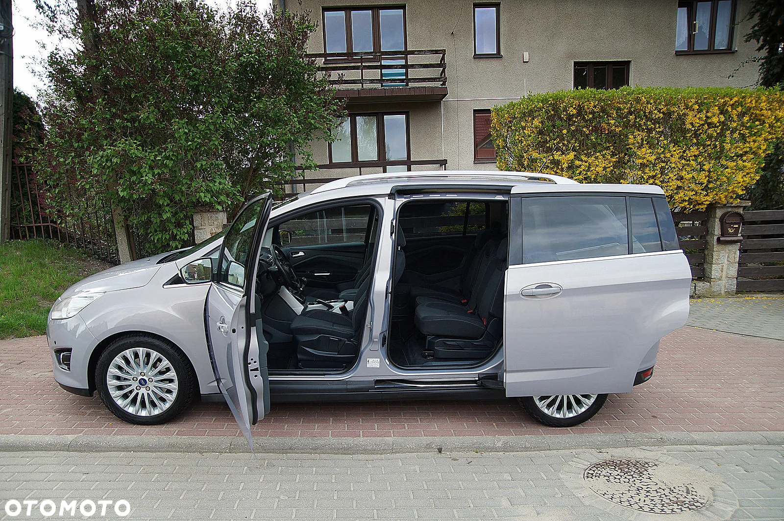Ford Grand C-MAX 1.6 TDCi Titanium - 18
