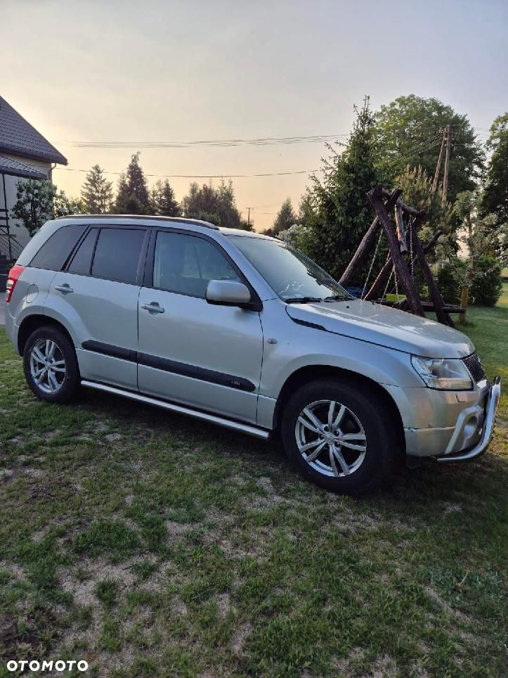 Suzuki Grand Vitara 1.9 DDiS - 8