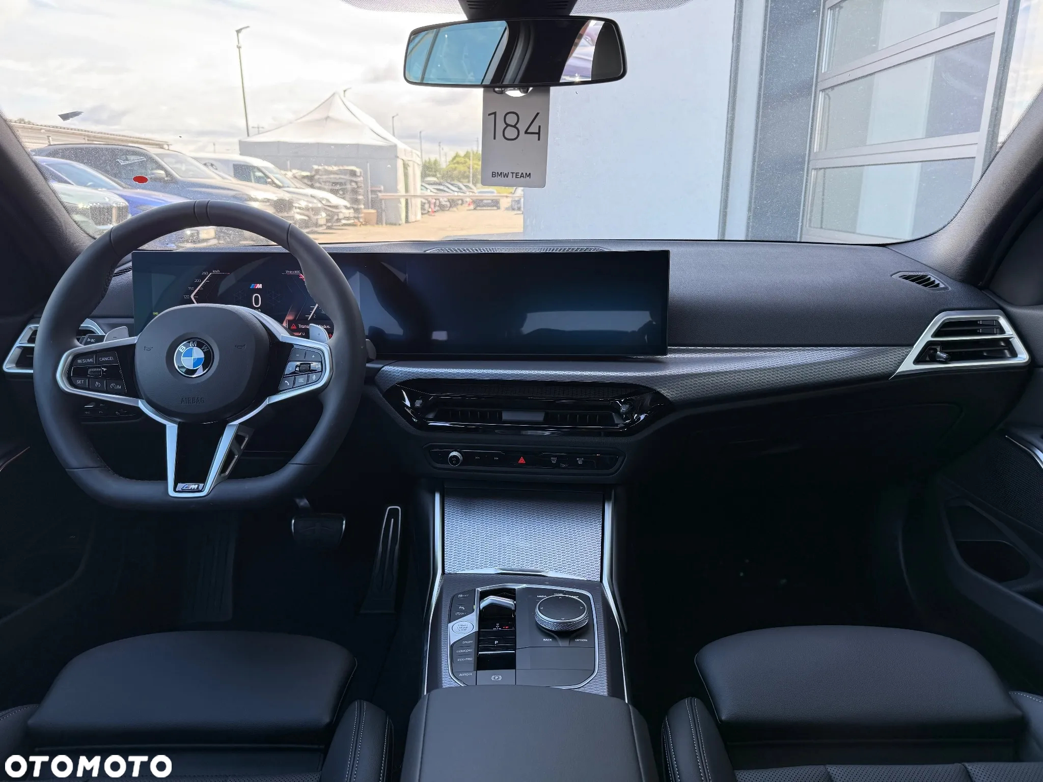 BMW Seria 3 318i M Sport - 14