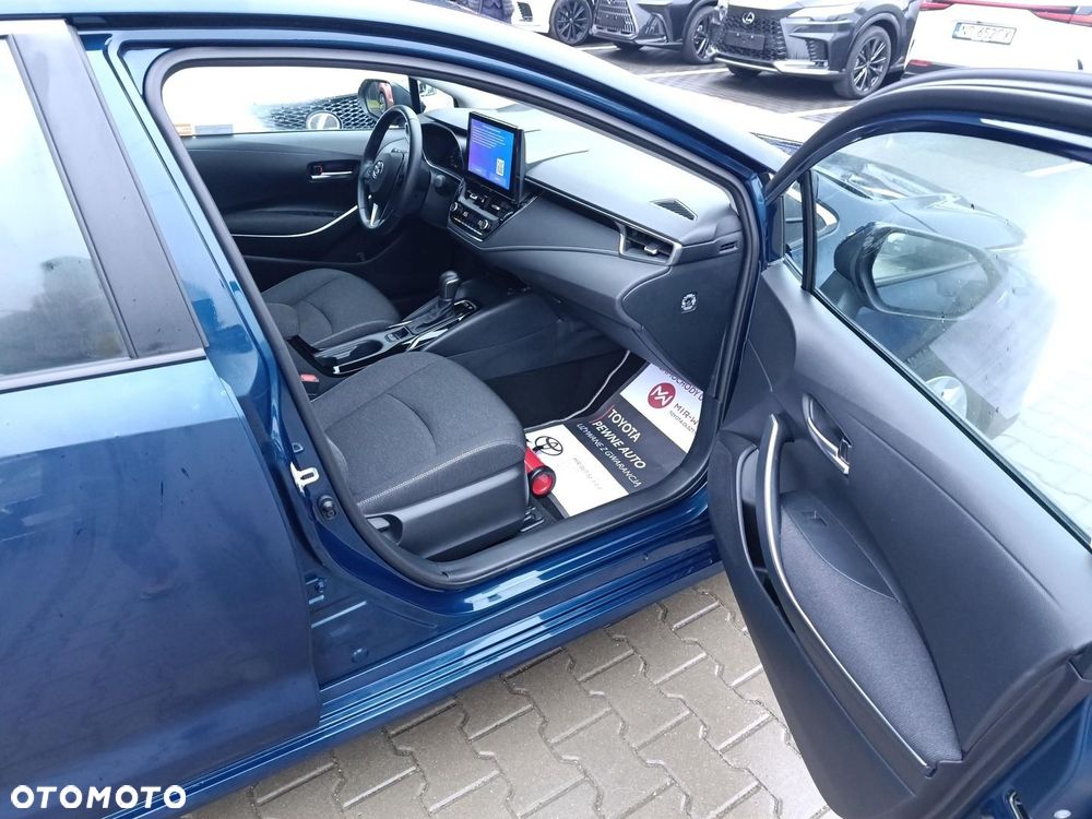Toyota Corolla 1.8 Hybrid Comfort - 25