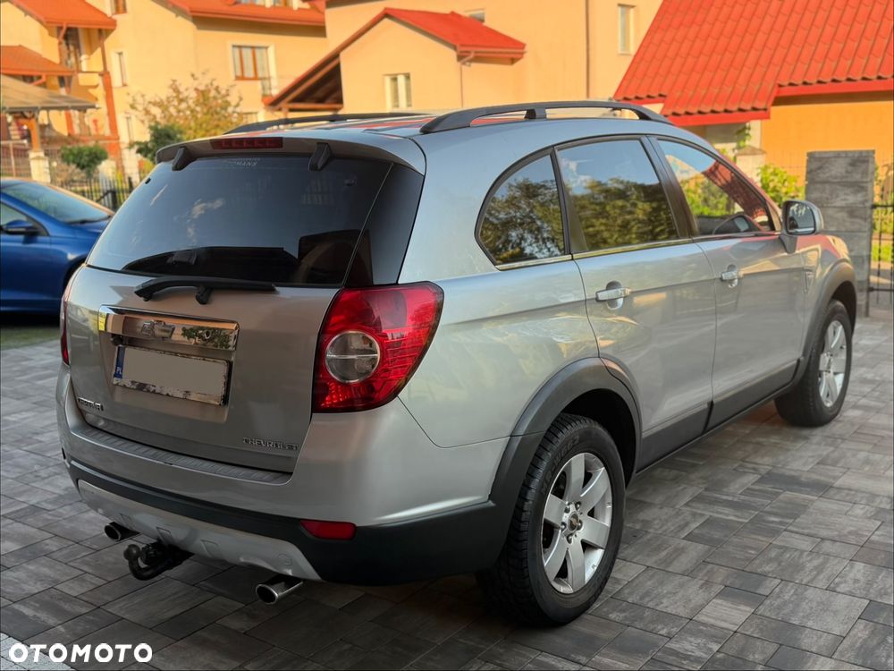 Chevrolet Captiva 2.0 4WD 5 Sitzer LT Exclusive - 4