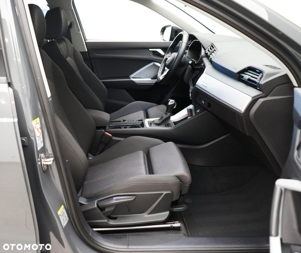 Audi Q3 - 17