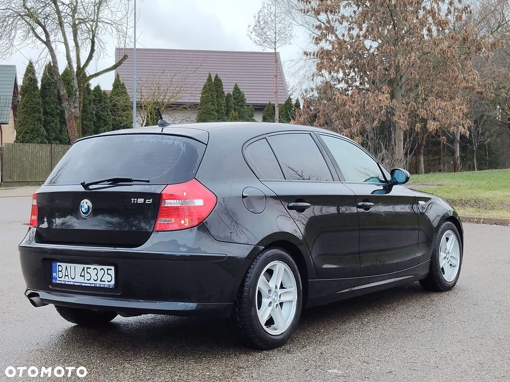 BMW Seria 1 118d DPF - 5