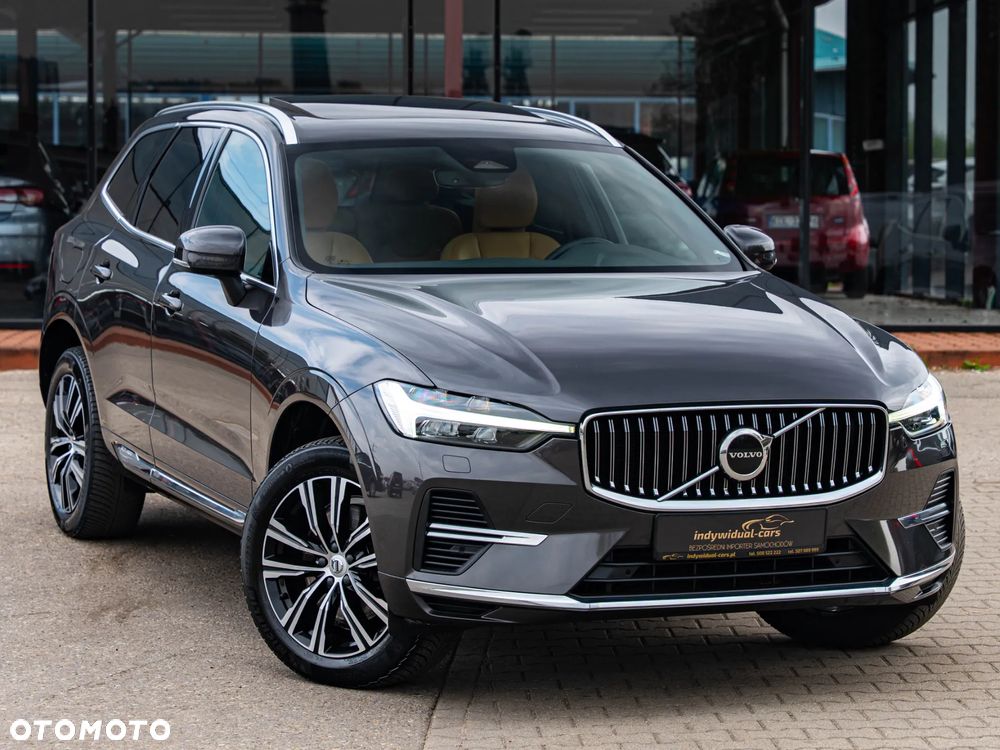 Volvo XC 60 T6 AWD Recharge Geartronic Inscription - 3