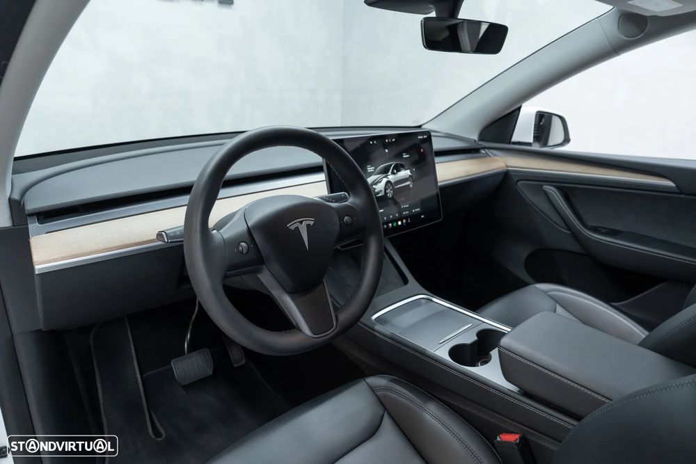 Tesla Model Y Long Range Tração Integral - 18
