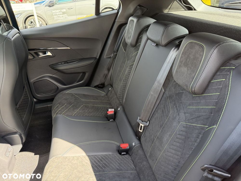 Peugeot 2008 PureTech mHEV GT E-DCS6 - 15