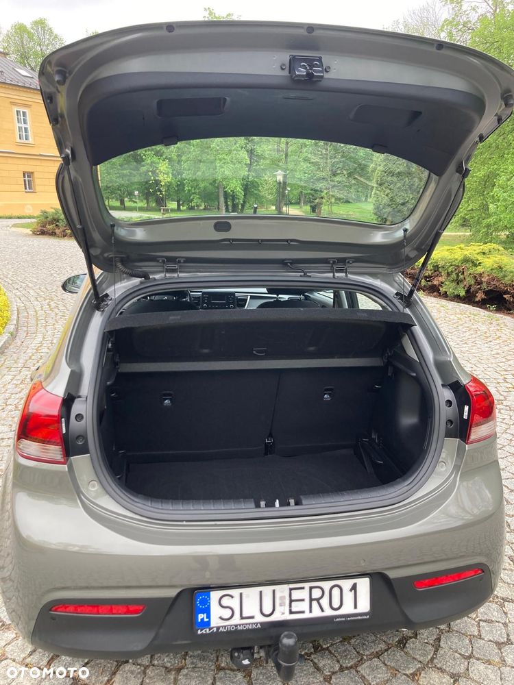 Kia Rio - 5