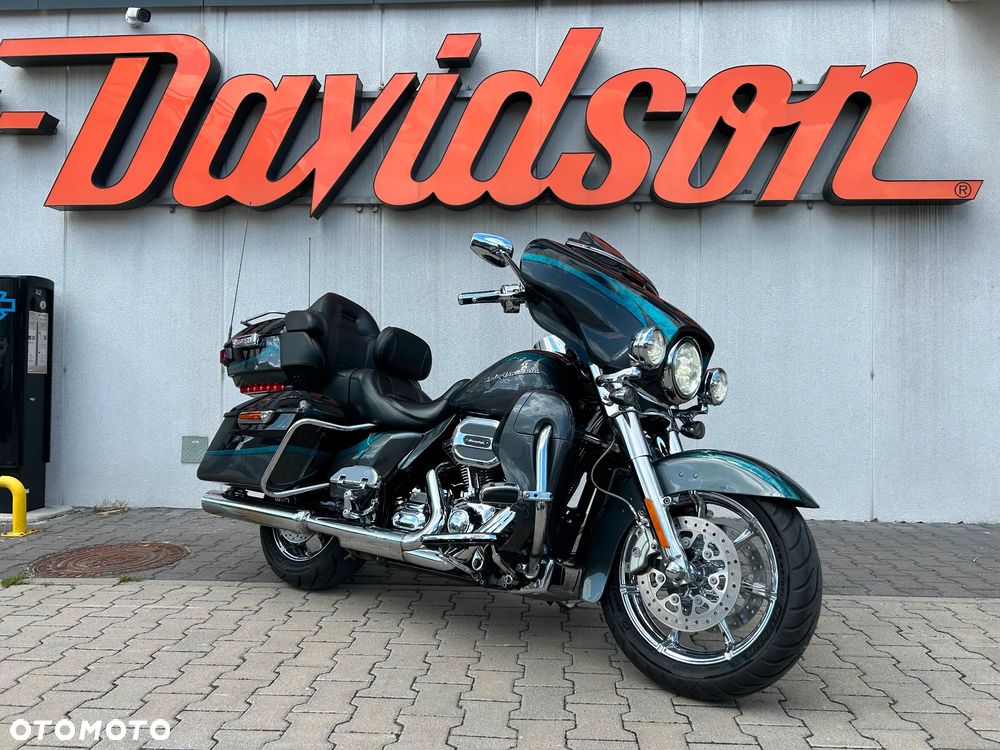 Harley-Davidson FLHTCU Ultra - 35